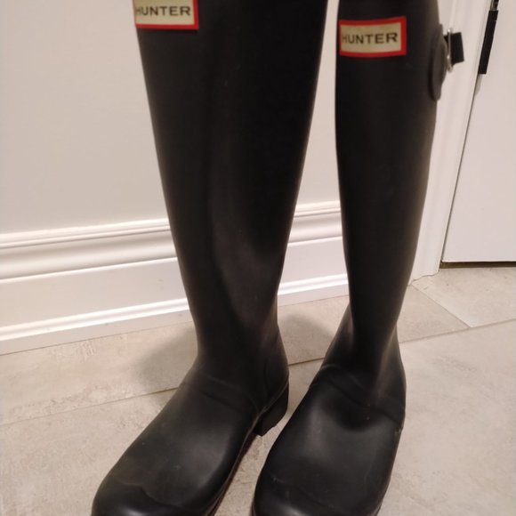 Women's Hunter Black Rain Boots US 5 - Picture 1 of 5